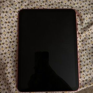 Pink iPad 10th Generation for sell. Only through PayPal Venmo Zelle or cashapp